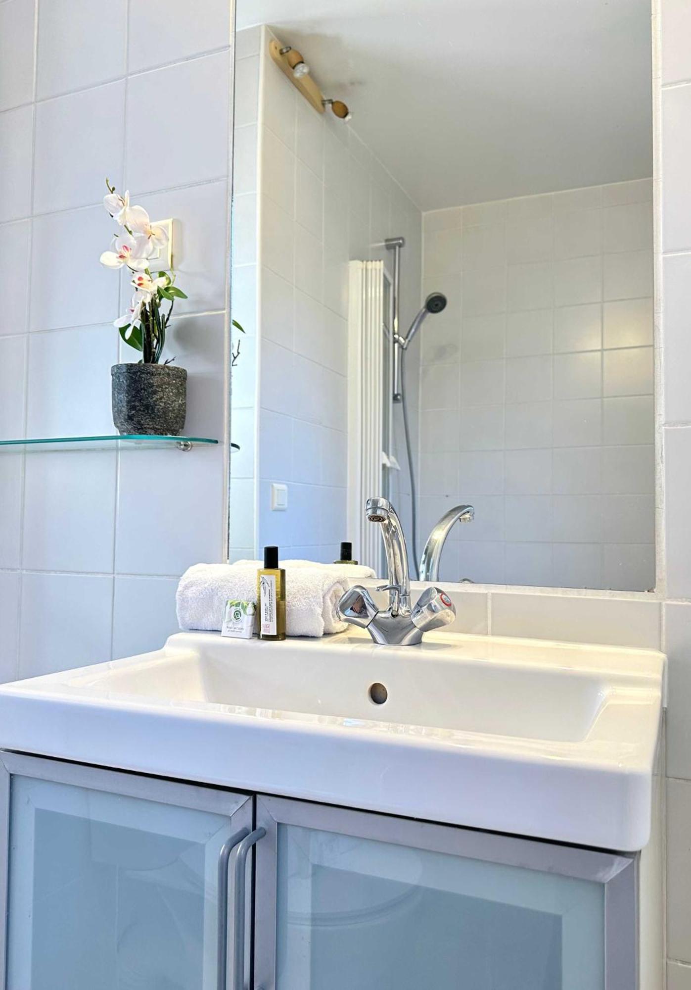 Beautiful Calm Studio In Le Marais Parigi Esterno foto
